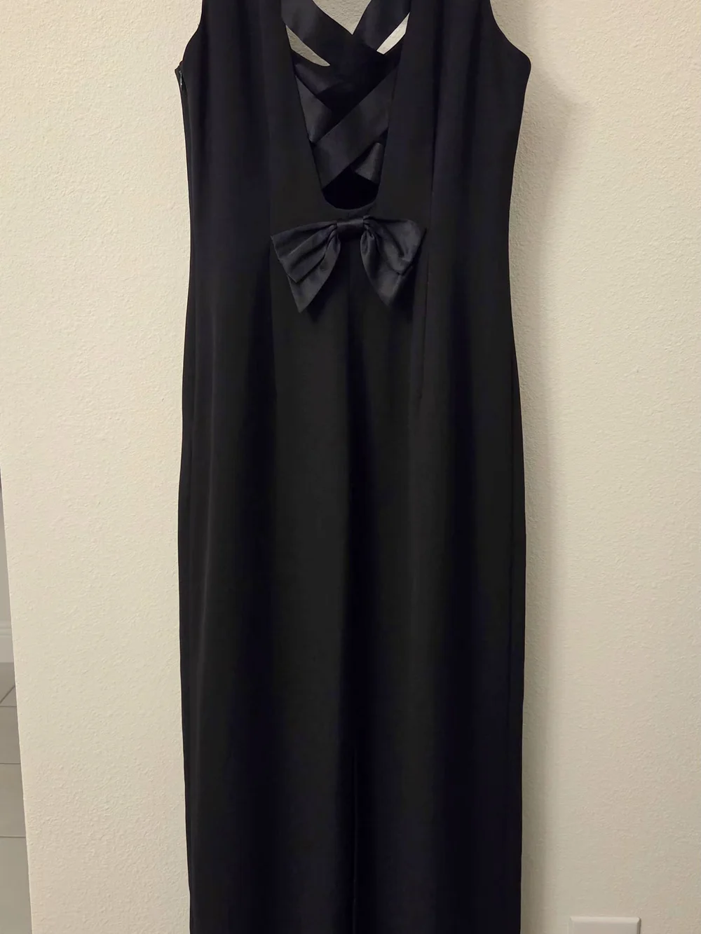 Laundry By Shelli Segal Black Sleeveless Maxi Dress with Crisscross Back - Picture 3 of 6